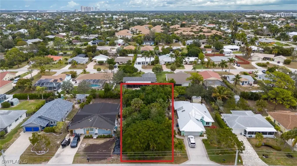 63 9th Street Bonita Springs FL 34134