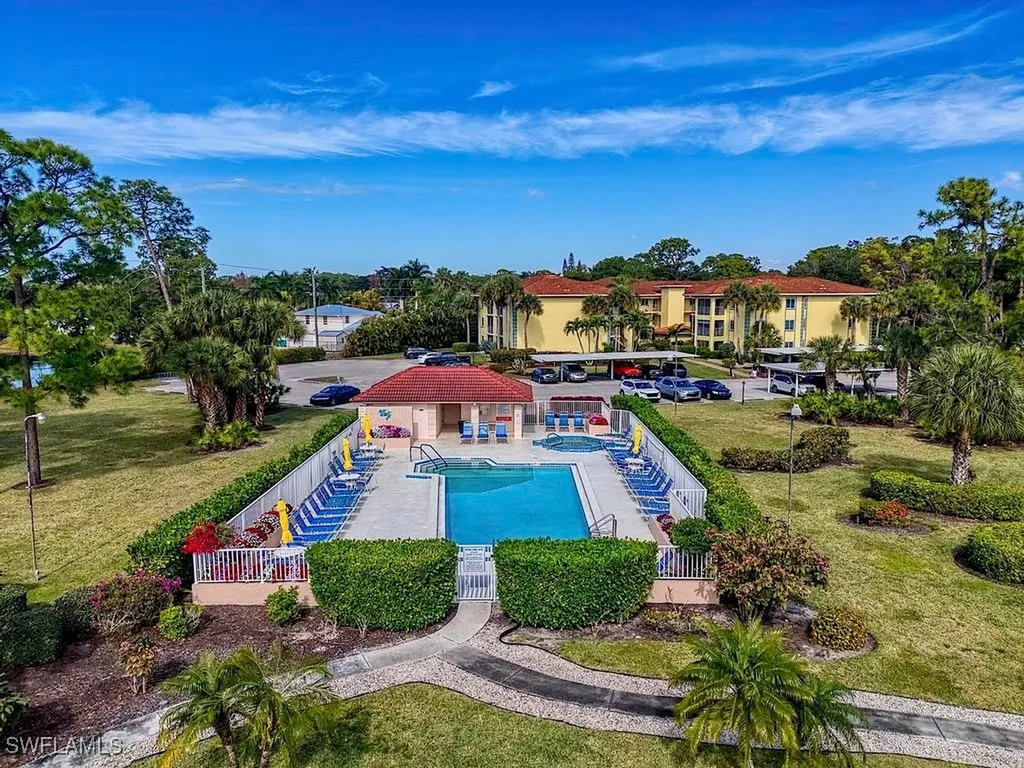 1075 Foxfire Lane Naples FL 34104