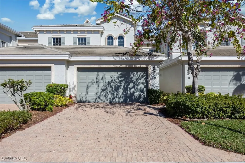 9288 Grassi Way Naples FL 34114