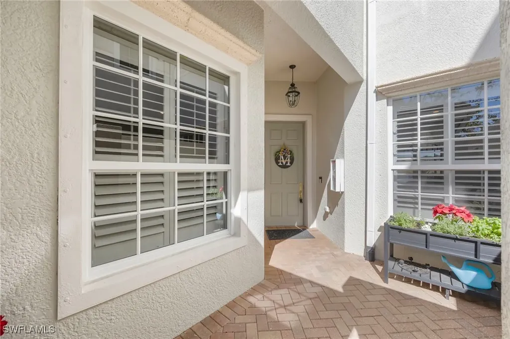 9288 Grassi Way Naples FL 34114