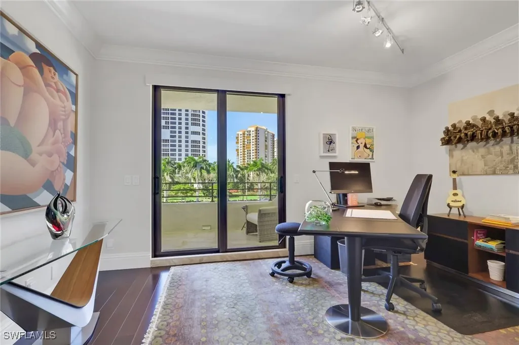 4400 Gulf Shore Boulevard N Naples FL 34103