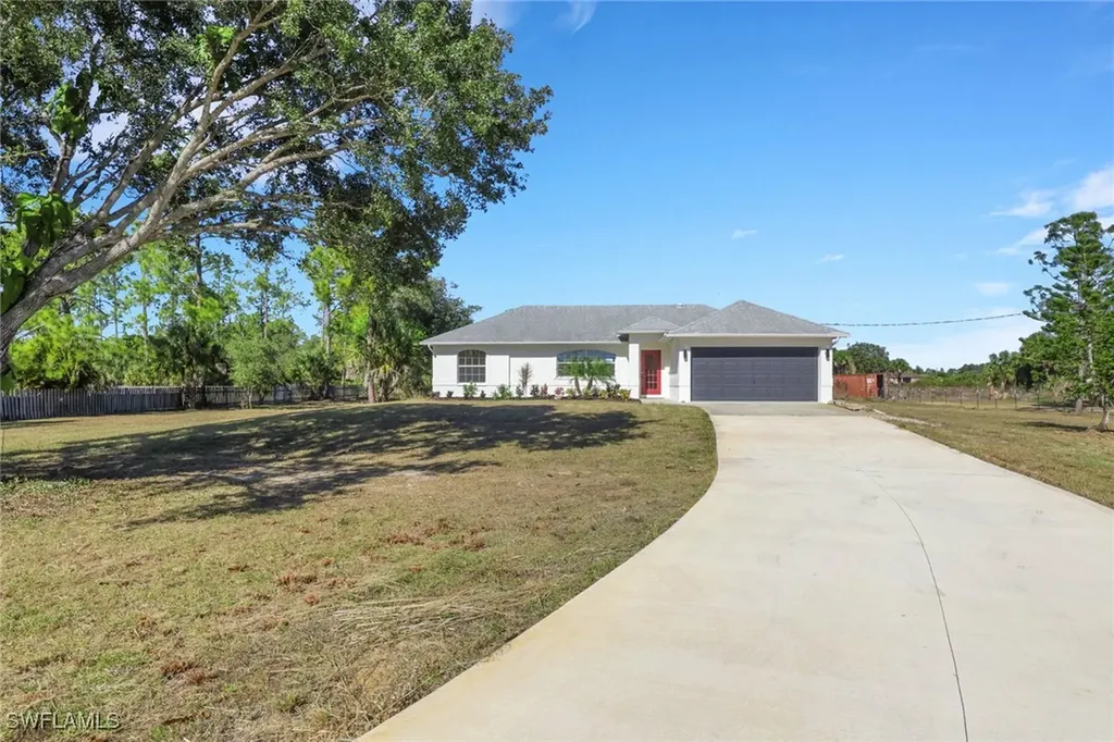 2685 29th Avenue NE Naples FL 34120