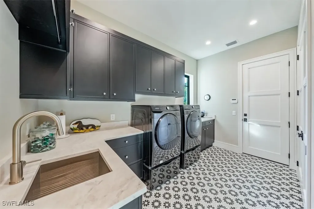 4638 Idylwood Lane Naples FL 34119