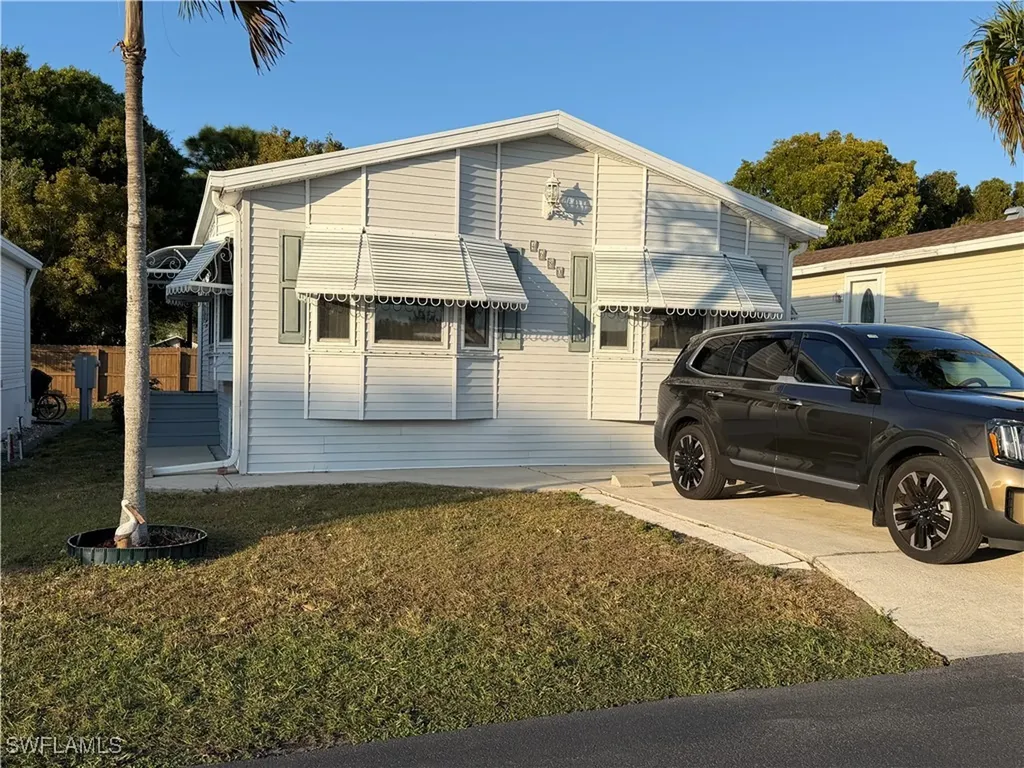 4680 Washington Way W Estero FL 33928