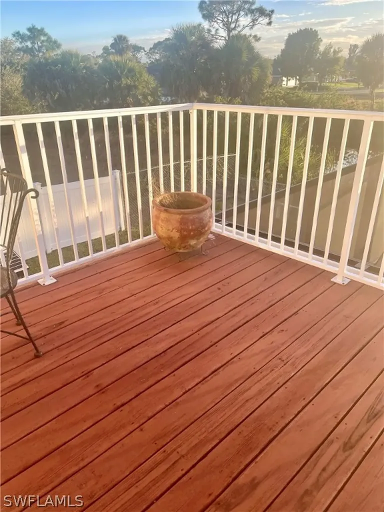 2020 NE 34th Lane Cape Coral FL 33909