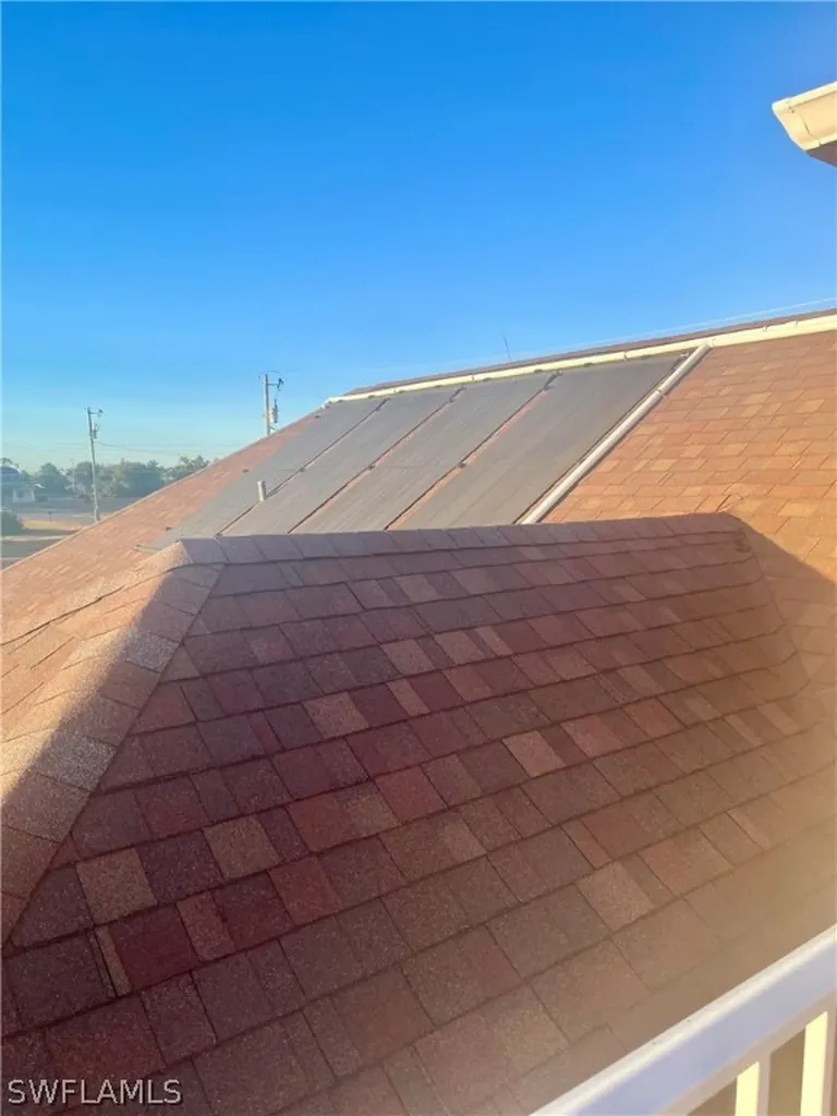 2020 NE 34th Lane Cape Coral FL 33909