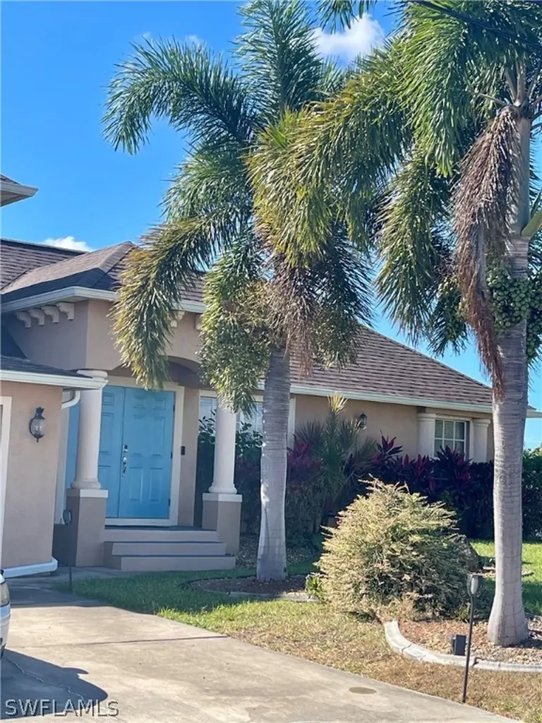 2020 NE 34th Lane Cape Coral FL 33909