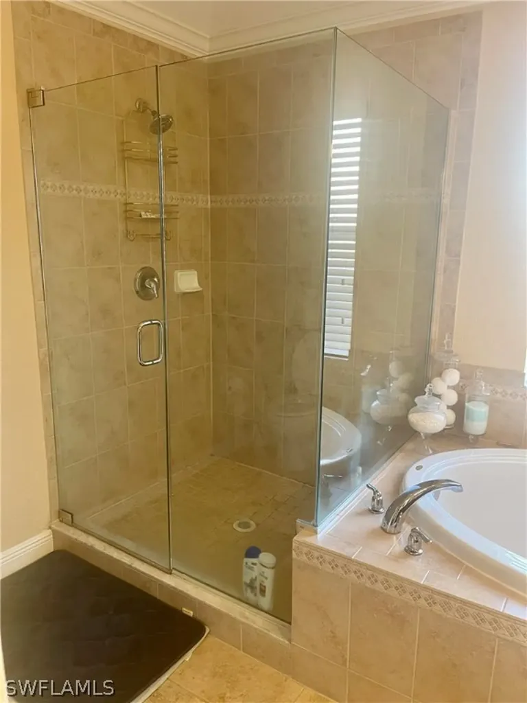 2020 NE 34th Lane Cape Coral FL 33909