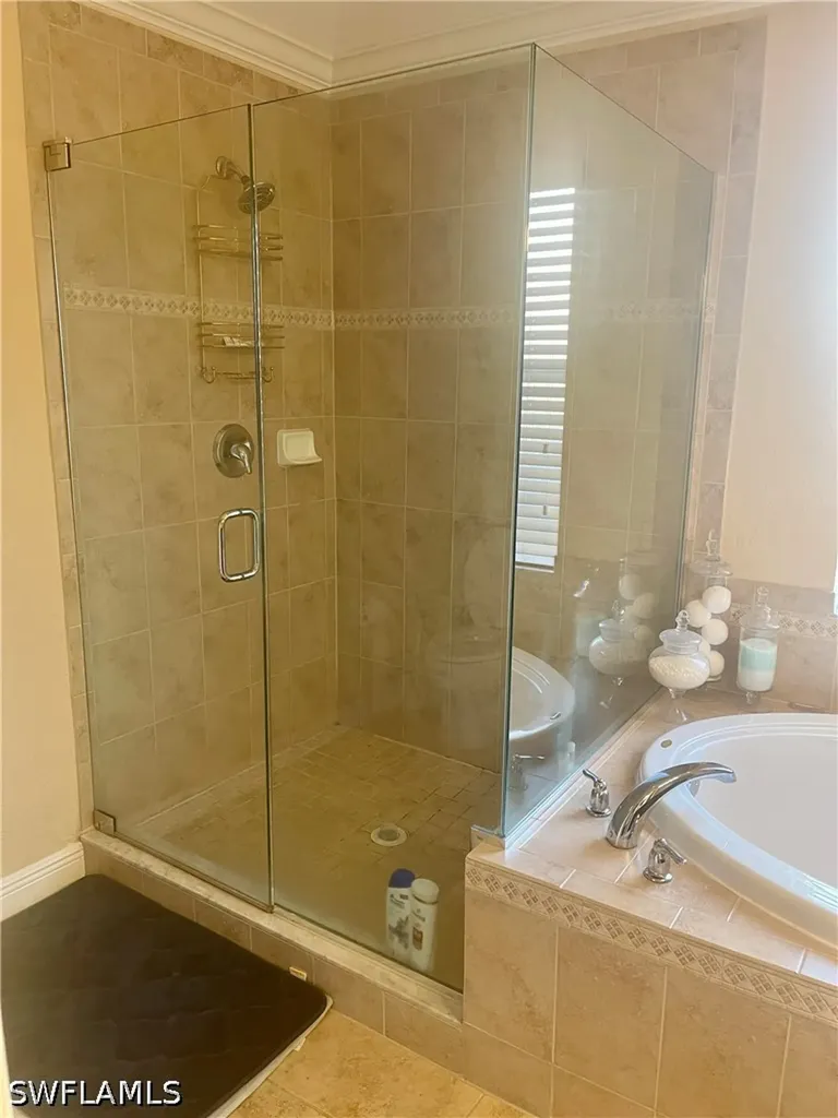 2020 NE 34th Lane Cape Coral FL 33909