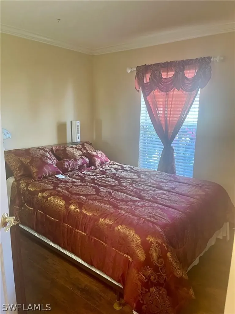 2020 NE 34th Lane Cape Coral FL 33909