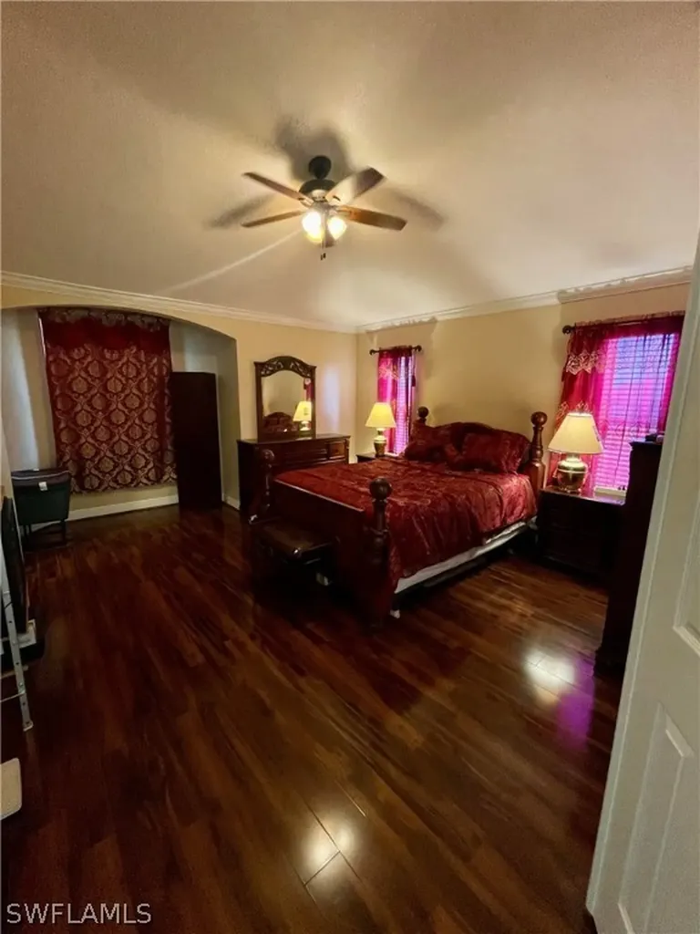 2020 NE 34th Lane Cape Coral FL 33909