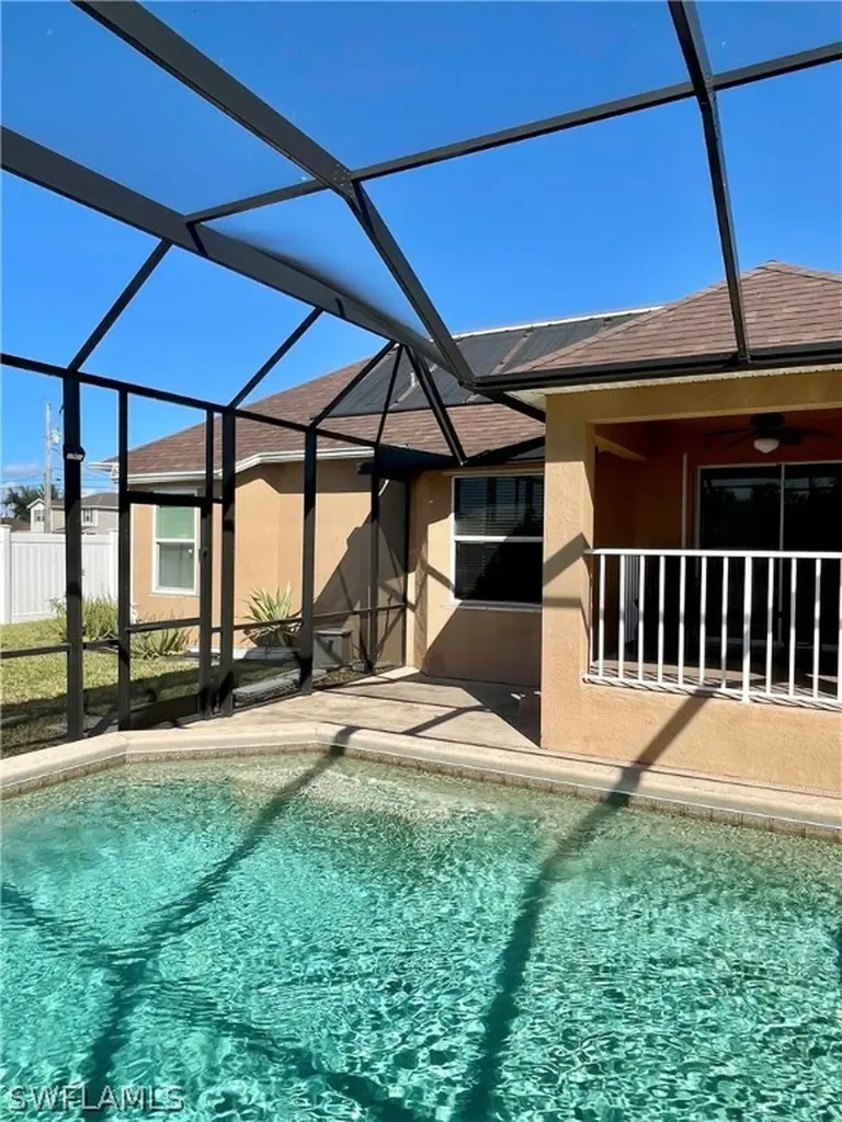 2020 NE 34th Lane Cape Coral FL 33909