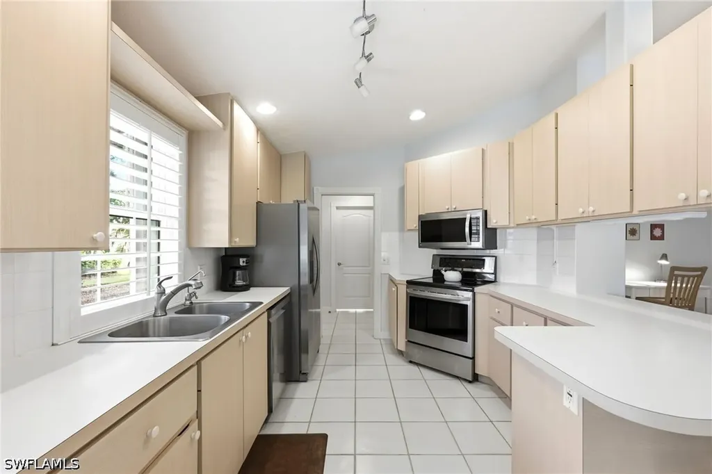 3664 El Segundo Court Naples FL 34109