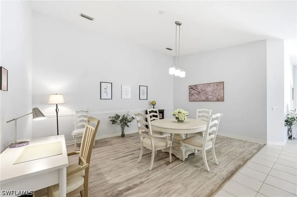 3664 El Segundo Court Naples FL 34109