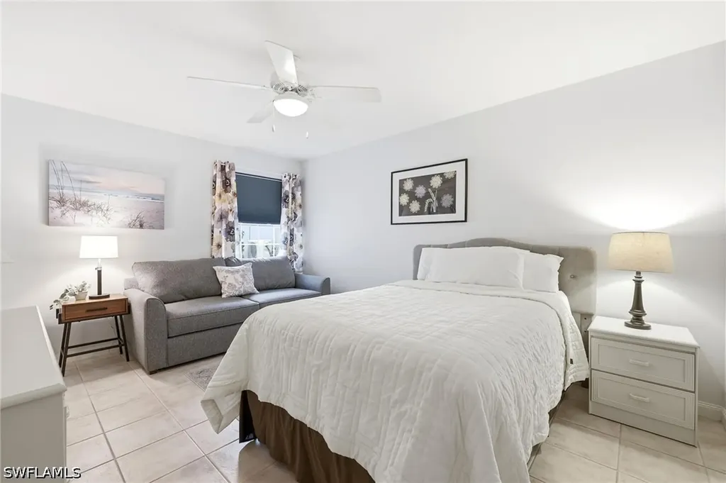 3664 El Segundo Court Naples FL 34109