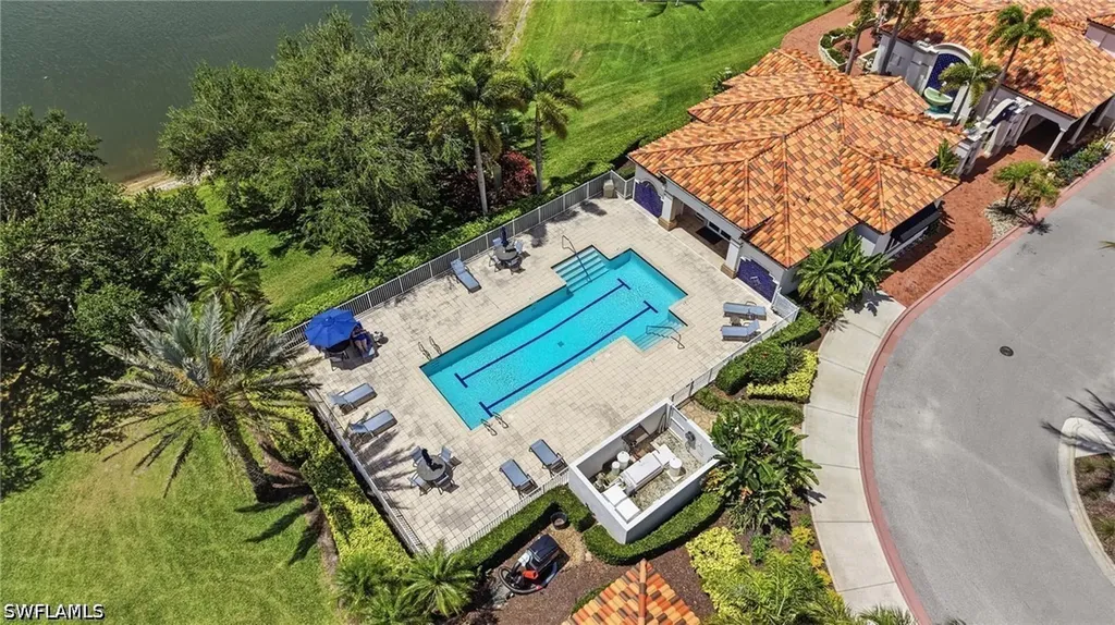 3664 El Segundo Court Naples FL 34109