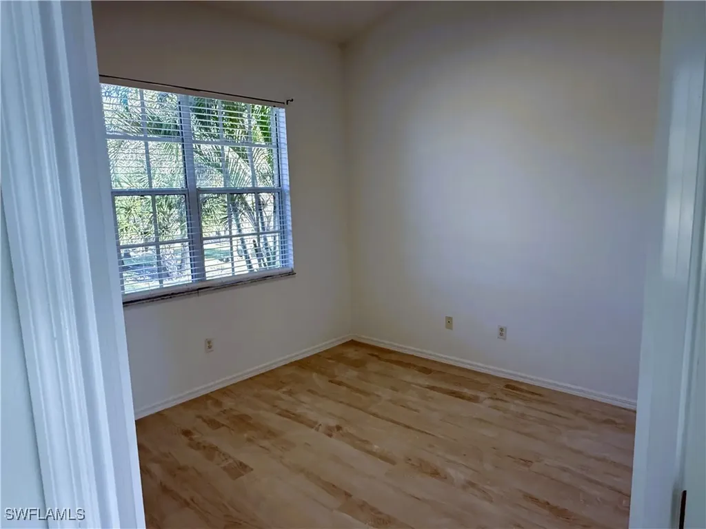 1280 12th Avenue NE Naples FL 34120