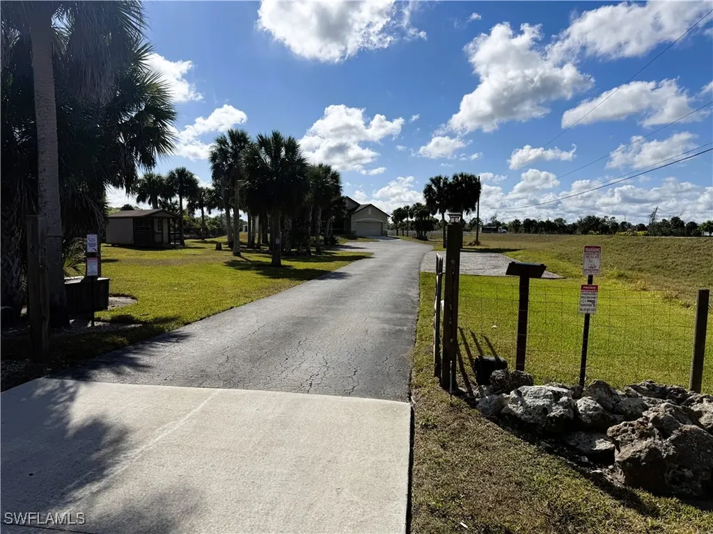 1280 12th Avenue NE Naples FL 34120