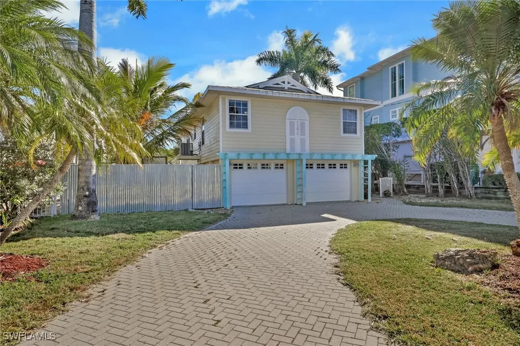 1292 Grand Canal Drive Naples FL 34110
