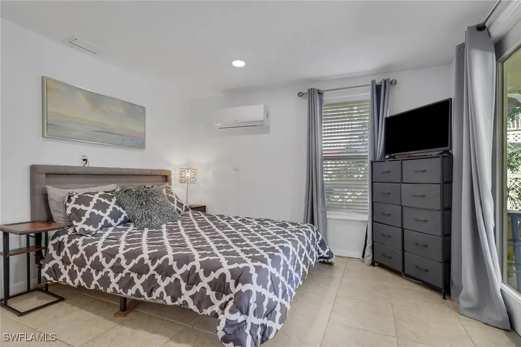 1292 Grand Canal Drive Naples FL 34110