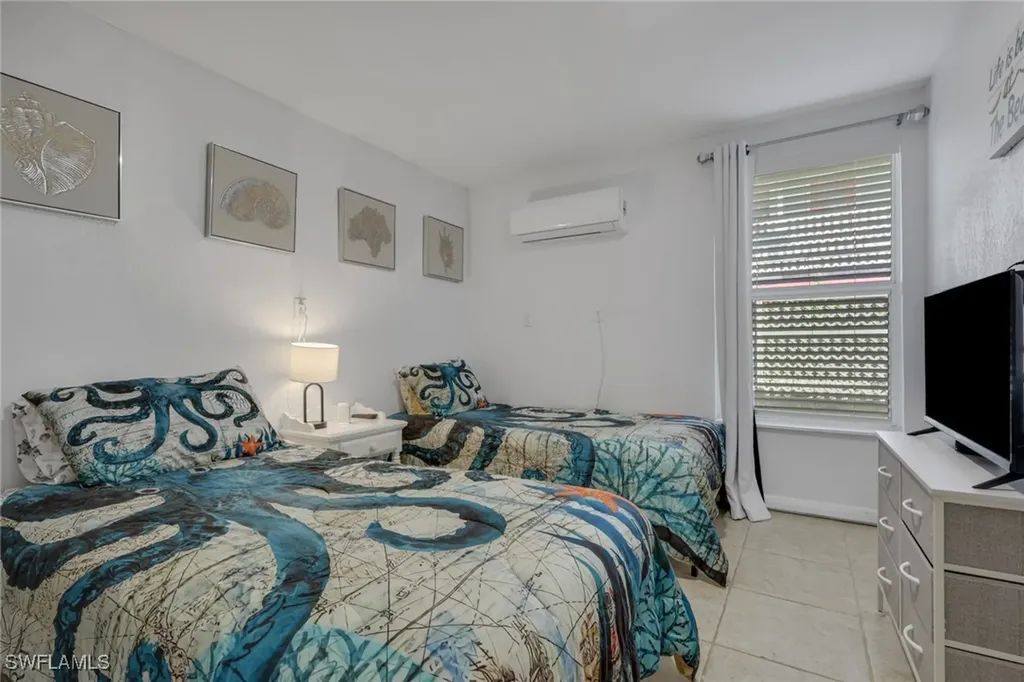 1292 Grand Canal Drive Naples FL 34110