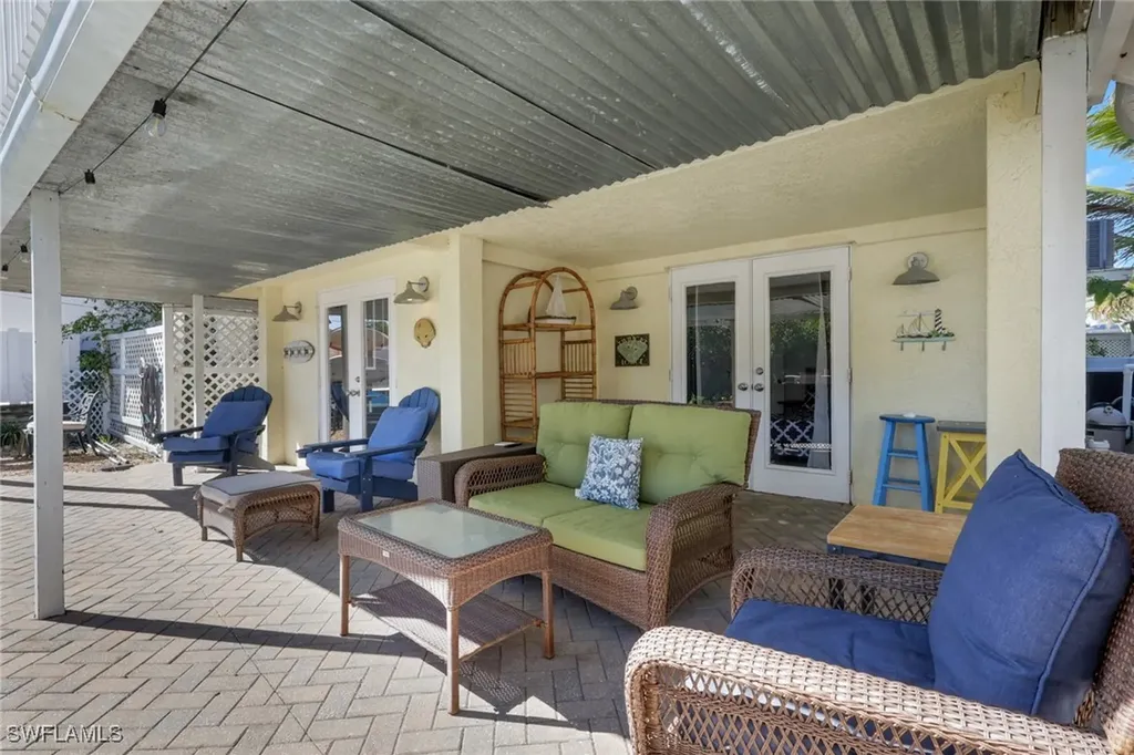1292 Grand Canal Drive Naples FL 34110
