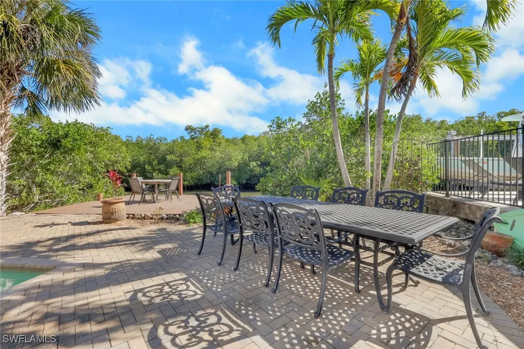 1292 Grand Canal Drive Naples FL 34110