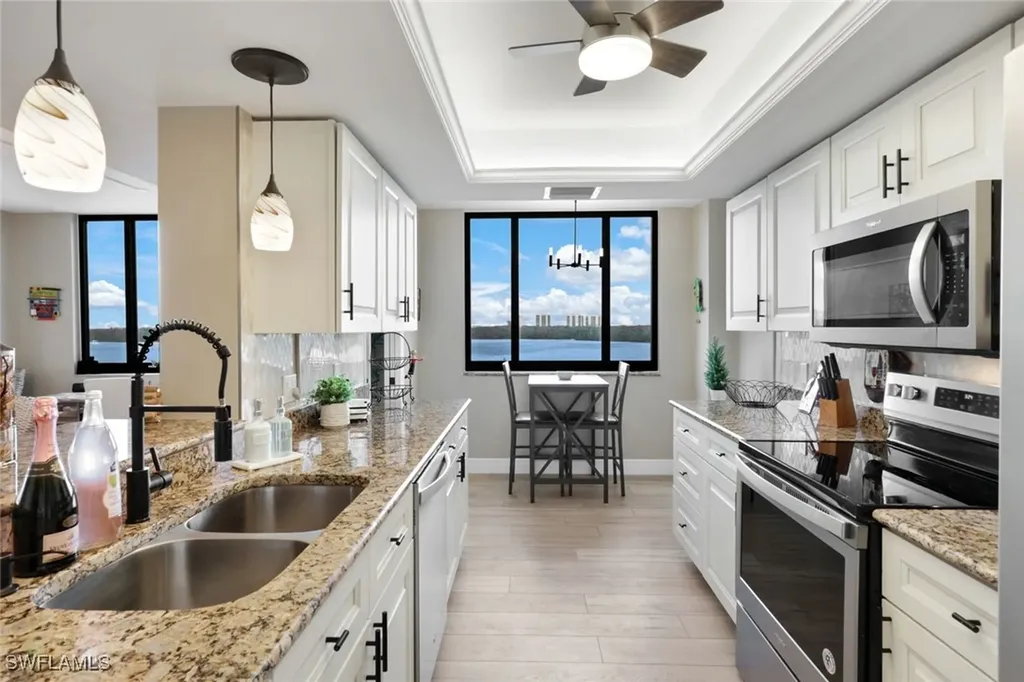 17 Bluebill Avenue Naples FL 34108