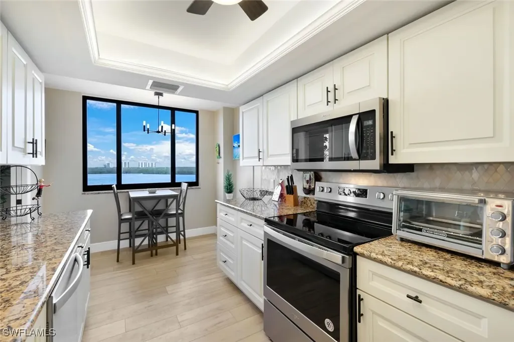 17 Bluebill Avenue Naples FL 34108
