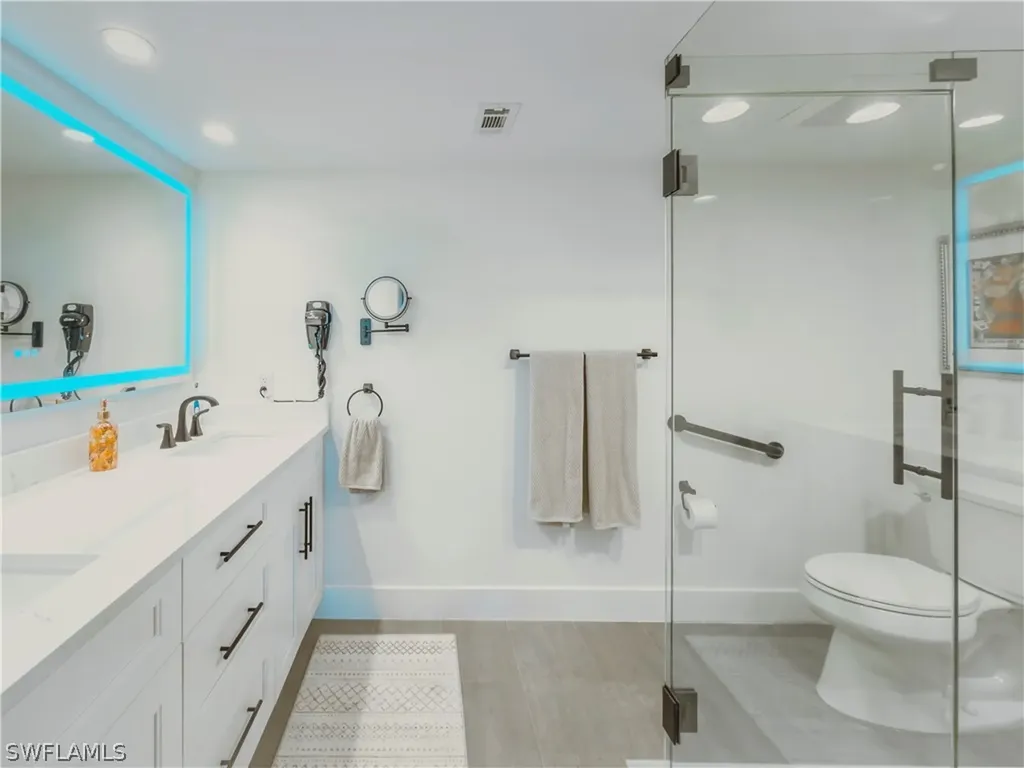 17 Bluebill Avenue Naples FL 34108