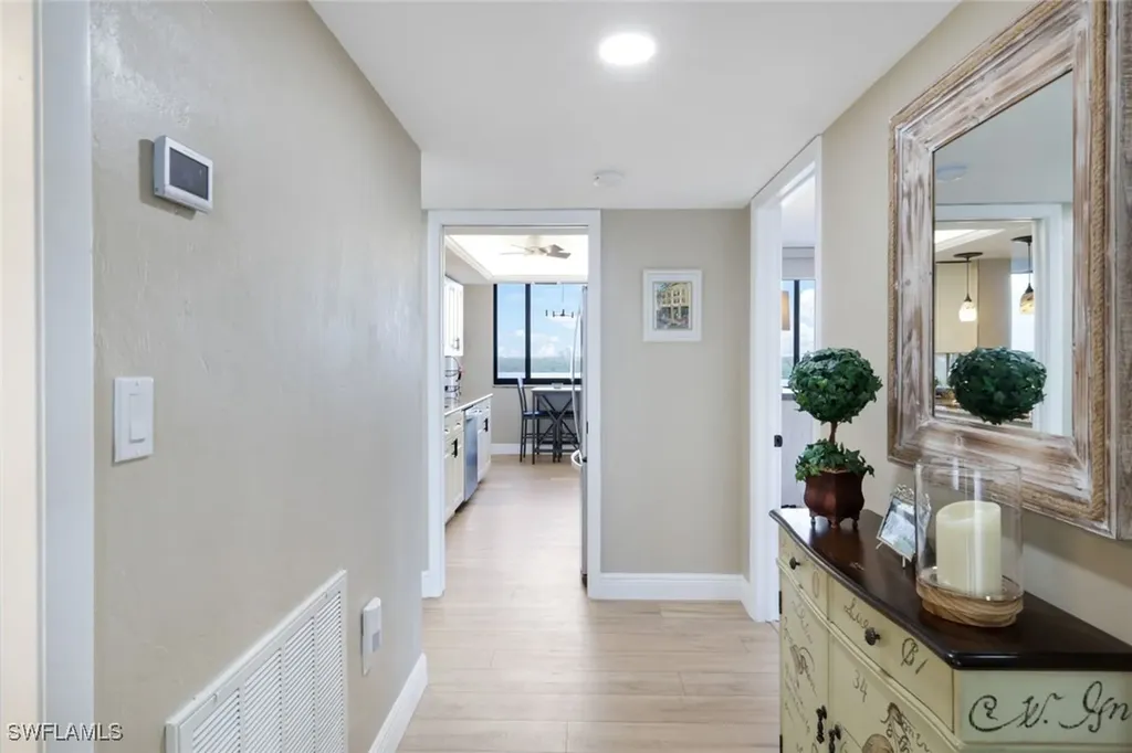 17 Bluebill Avenue Naples FL 34108