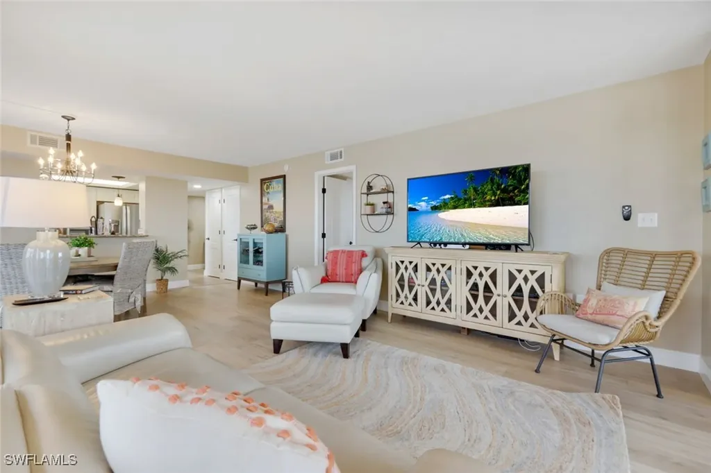 17 Bluebill Avenue Naples FL 34108