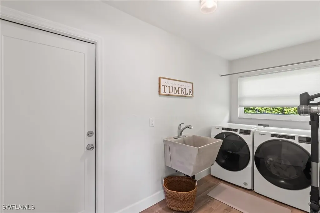 403 Grenada Avenue Naples FL 34113