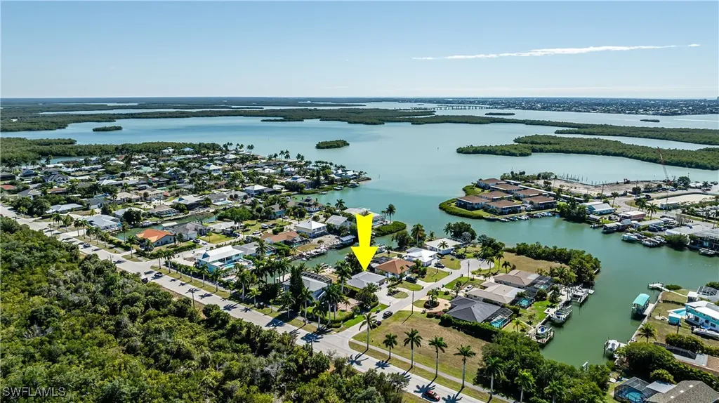403 Grenada Avenue Naples FL 34113
