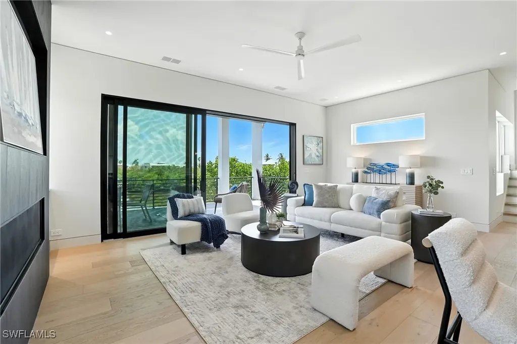 306 Seminole Way Fort Myers Beach FL 33931