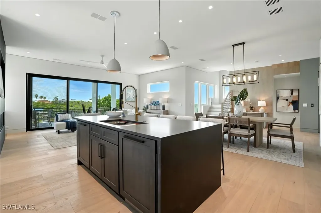 306 Seminole Way Fort Myers Beach FL 33931