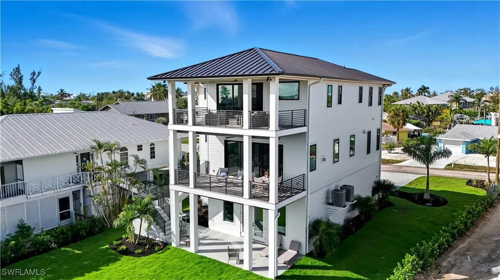 306 Seminole Way Fort Myers Beach FL 33931