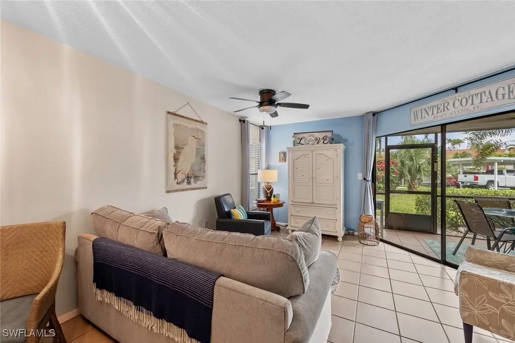 9623 Eaton Gardens Lane Fort Myers FL 33919