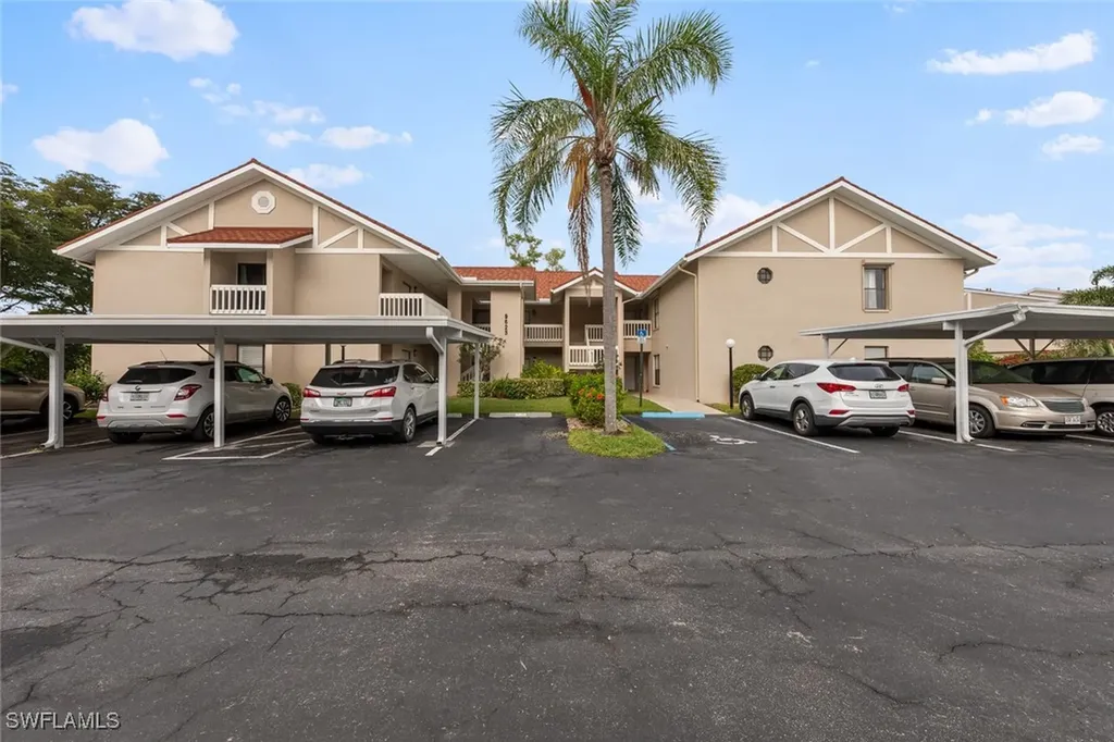 9623 Eaton Gardens Lane Fort Myers FL 33919