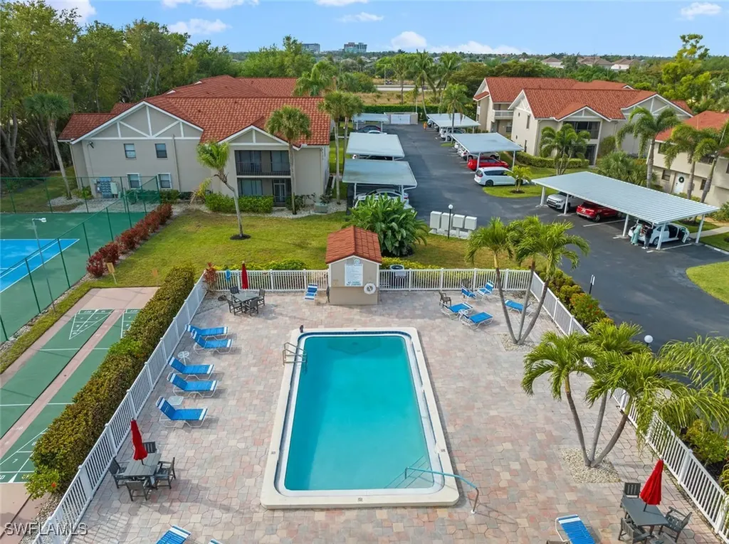9623 Eaton Gardens Lane Fort Myers FL 33919
