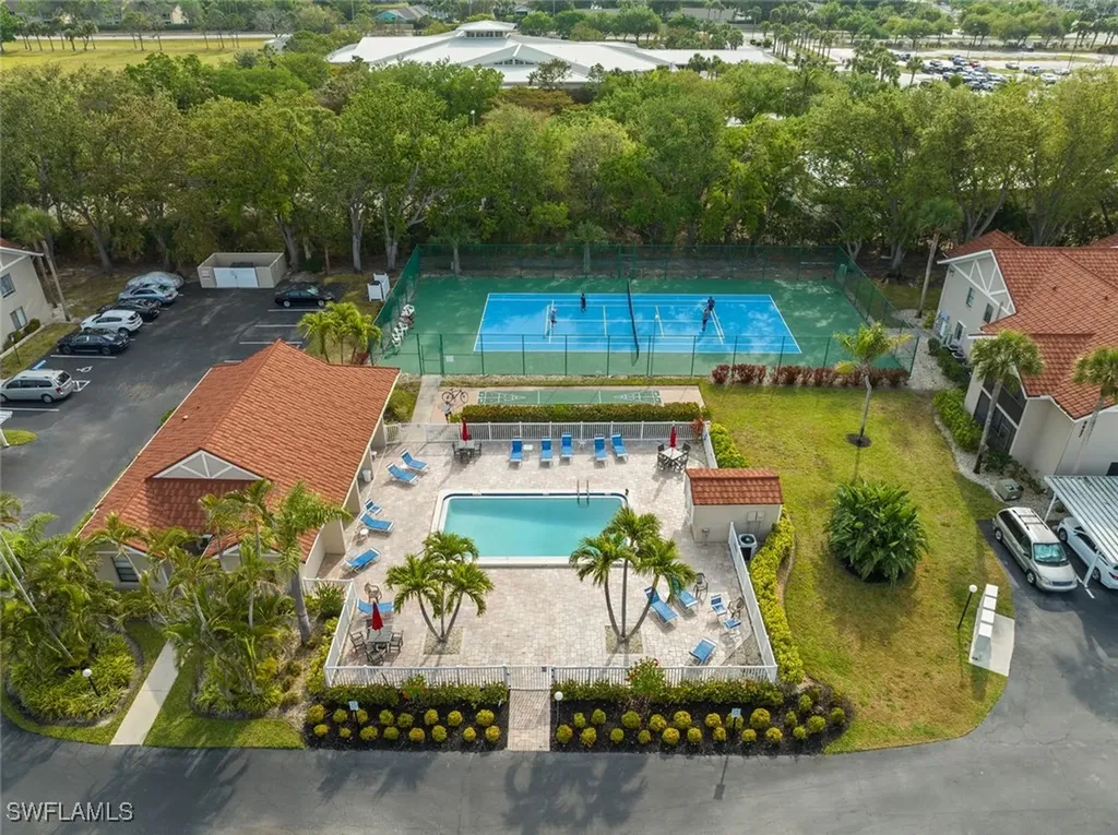 9623 Eaton Gardens Lane Fort Myers FL 33919