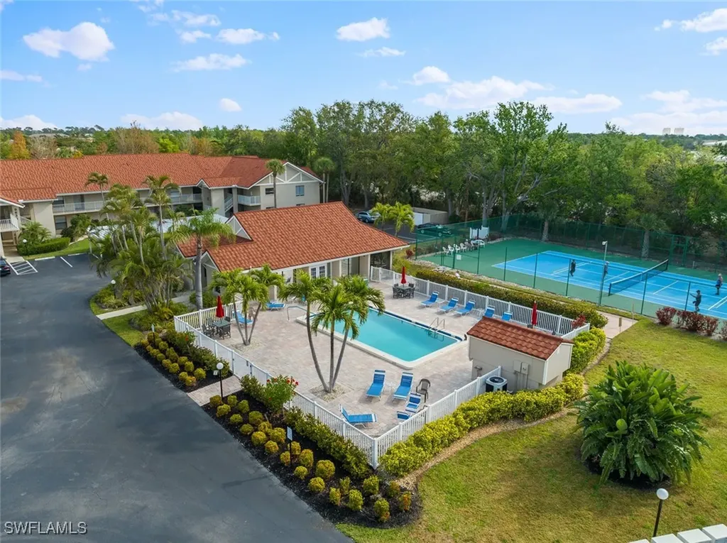 9623 Eaton Gardens Lane Fort Myers FL 33919