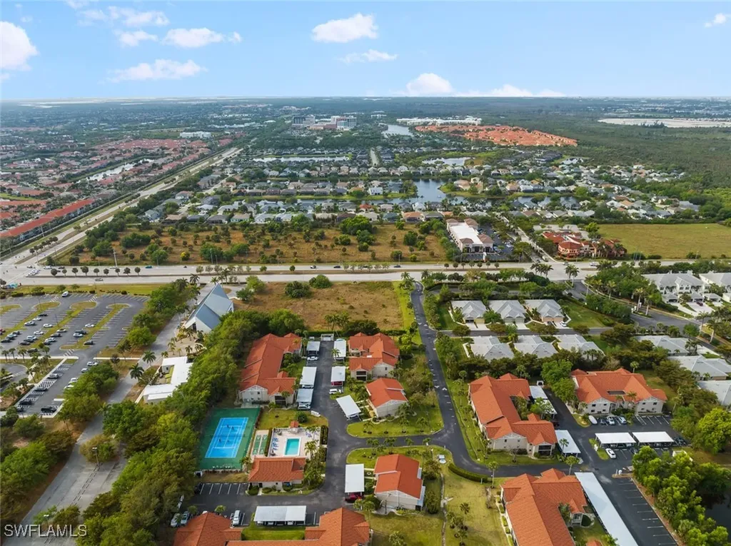 9623 Eaton Gardens Lane Fort Myers FL 33919