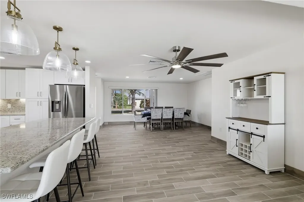 1636 SE 39th Street Cape Coral FL 33904