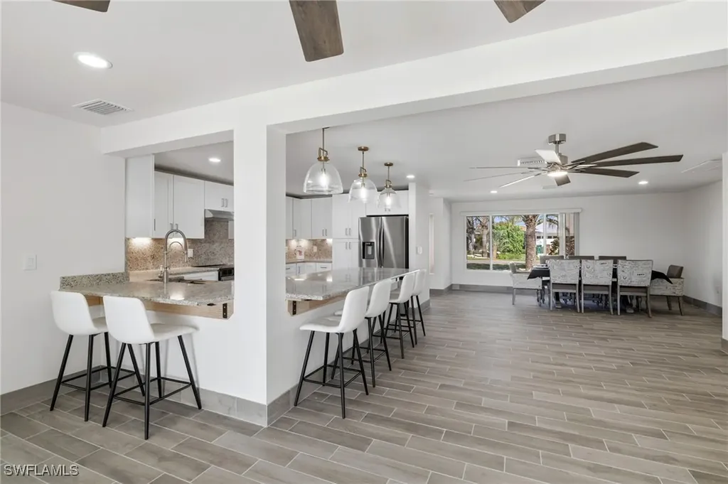 1636 SE 39th Street Cape Coral FL 33904