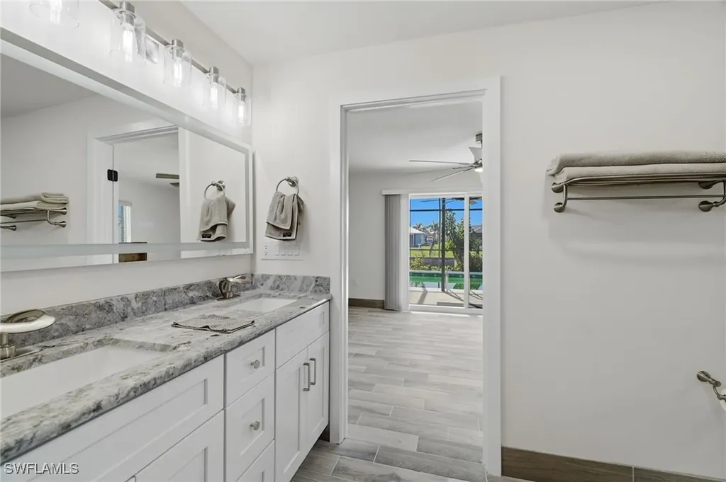 1636 SE 39th Street Cape Coral FL 33904