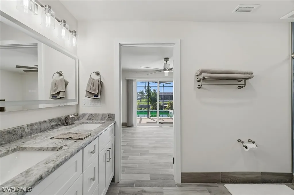 1636 SE 39th Street Cape Coral FL 33904