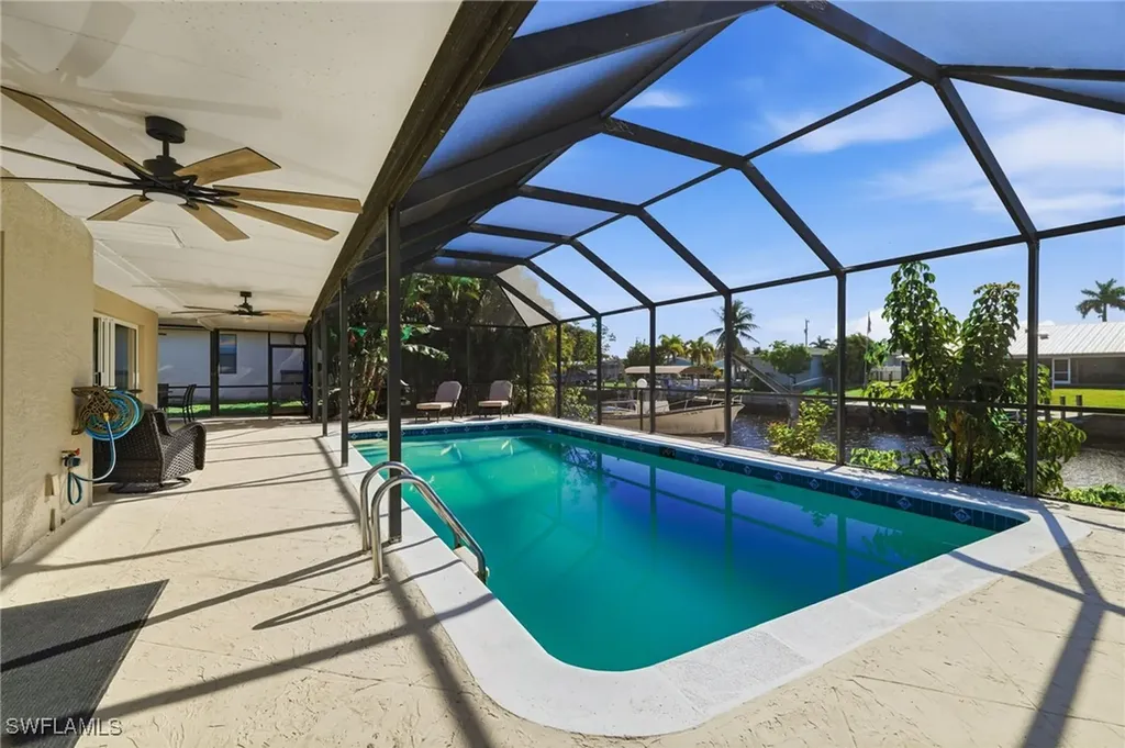 1636 SE 39th Street Cape Coral FL 33904