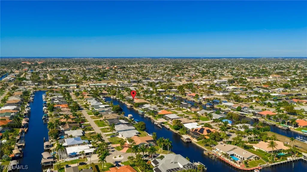 1636 SE 39th Street Cape Coral FL 33904