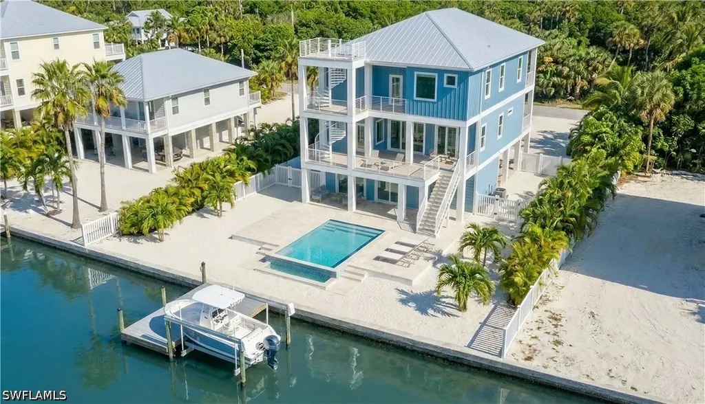 Fort Myers Beach FL, 168 Chapel Street